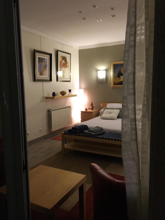 La Chambre Des Amis Parthenay Bagian luar foto